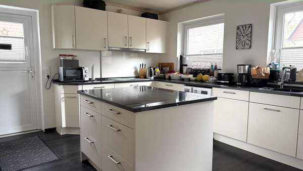 Einbauküche Einbauküche - Reihenendhaus in 24955 Harrislee mit 117m² kaufen