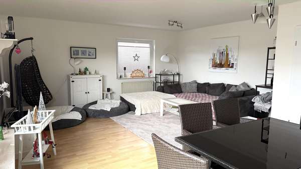 Wohn- und Essbereich Wohn- und Essbereich - Reihenendhaus in 24955 Harrislee mit 117m² kaufen