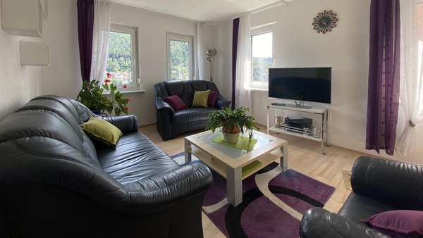 Wohnzimmer_OG - Zweifamilienhaus in 78713 Schramberg mit 136m² kaufen