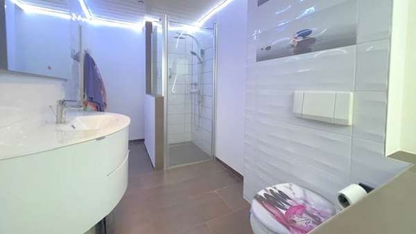 Bad Bad - Reihenendhaus in 78658 Zimmern mit 113m² kaufen