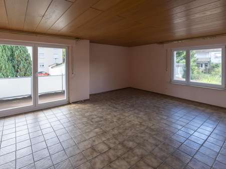 Wohnzimmer - Etagenwohnung in 78628 Rottweil mit 83m² kaufen