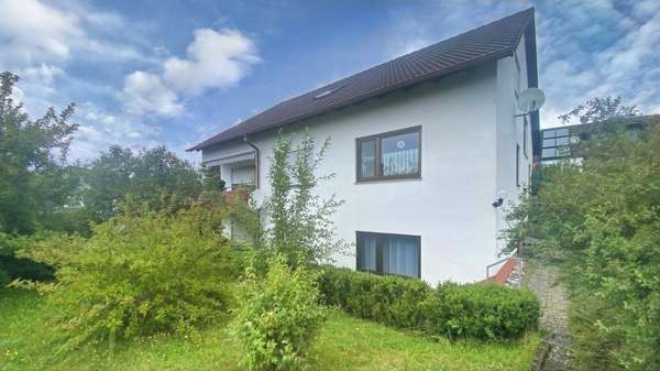 Außenansicht Außenansicht - Mehrfamilienhaus in 78733 Aichhalden mit 234m² kaufen