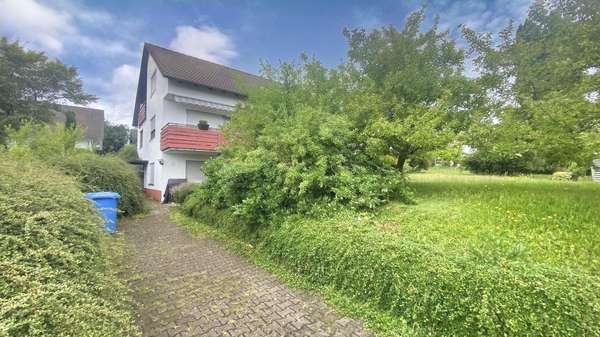 Straßenansicht Straßenansicht - Mehrfamilienhaus in 78733 Aichhalden mit 234m² kaufen