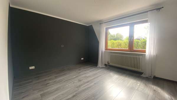 Schlafzimmer_UG - Mehrfamilienhaus in 78733 Aichhalden mit 234m² kaufen
