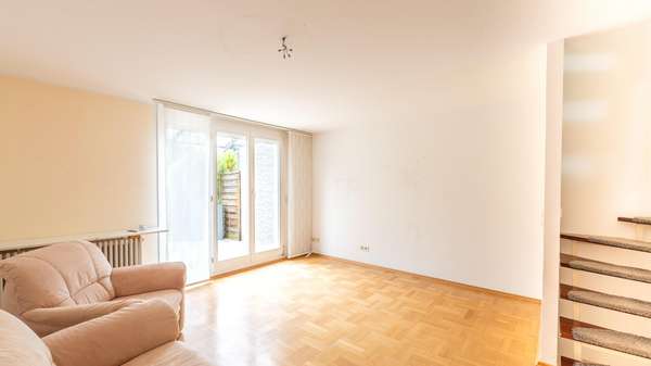 Wohnzimmer - Reihenmittelhaus in 78628 Rottweil mit 124m² kaufen