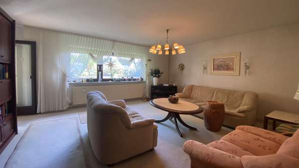 Wohnzimmer - Etagenwohnung in 78713 Schramberg mit 70m² kaufen