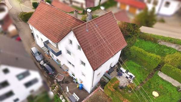 Außenansicht - Zweifamilienhaus in 78736 Epfendorf mit 230m² kaufen