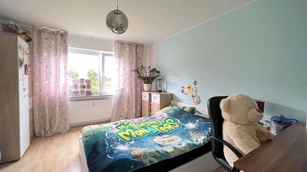 Kinderzimmer Kinderzimmer - Erdgeschosswohnung in 78628 Rottweil mit 78m² kaufen