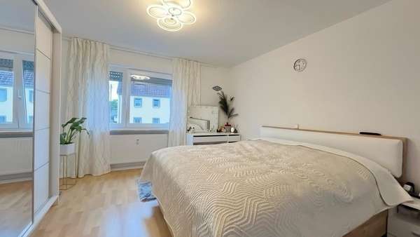 Schlafzimmer Schlafzimmer - Erdgeschosswohnung in 78628 Rottweil mit 78m² kaufen