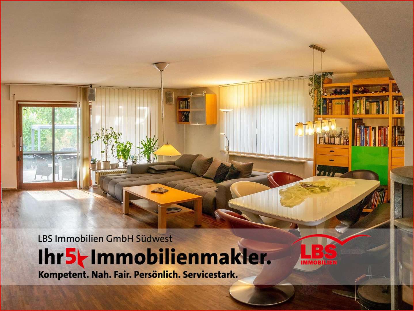 Wohnzimmer Wohnzimmer - Einfamilienhaus in 78073 Bad Dürrheim mit 277m² kaufen
