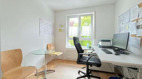 Zimmer EG Zimmer EG - Reihenmittelhaus in 78628 Rottweil mit 131m² kaufen