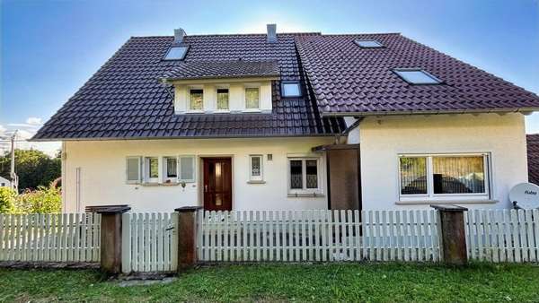 Eingangsbereich Eingangsbereich - Zweifamilienhaus in 72172 Sulz mit 173m² kaufen