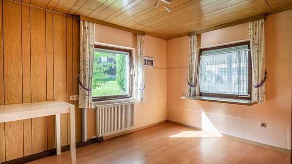 Zimmer EG Zimmer EG - Zweifamilienhaus in 78658 Zimmern mit 161m² kaufen