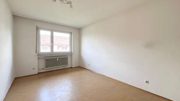 Schlafzimmer Schlafzimmer - Etagenwohnung in 78628 Rottweil mit 82m² kaufen