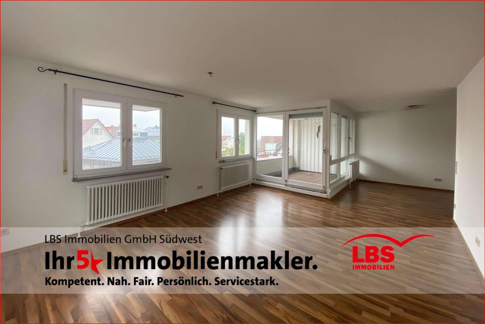 Wohnzimmer - Etagenwohnung in 78713 Schramberg mit 88m² kaufen
