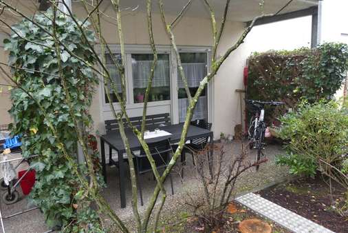 Terrasse Terrasse - Erdgeschosswohnung in 76646 Bruchsal mit 39m² kaufen