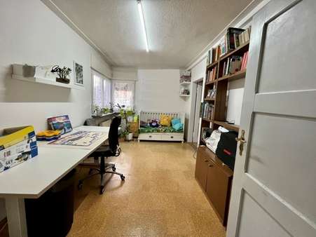 Arbeitszimmer Arbeitszimmer - Zweifamilienhaus in 76571 Gaggenau mit 184m² kaufen