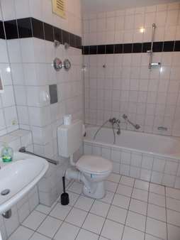 Badezimmer - Etagenwohnung in 76669 Bad Schönborn mit 40m² kaufen