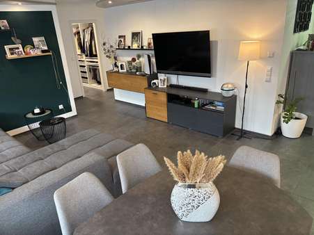 Wohn- Essbereich Wohn- Essbereich - Dachgeschosswohnung in 73035 Göppingen mit 100m² kaufen