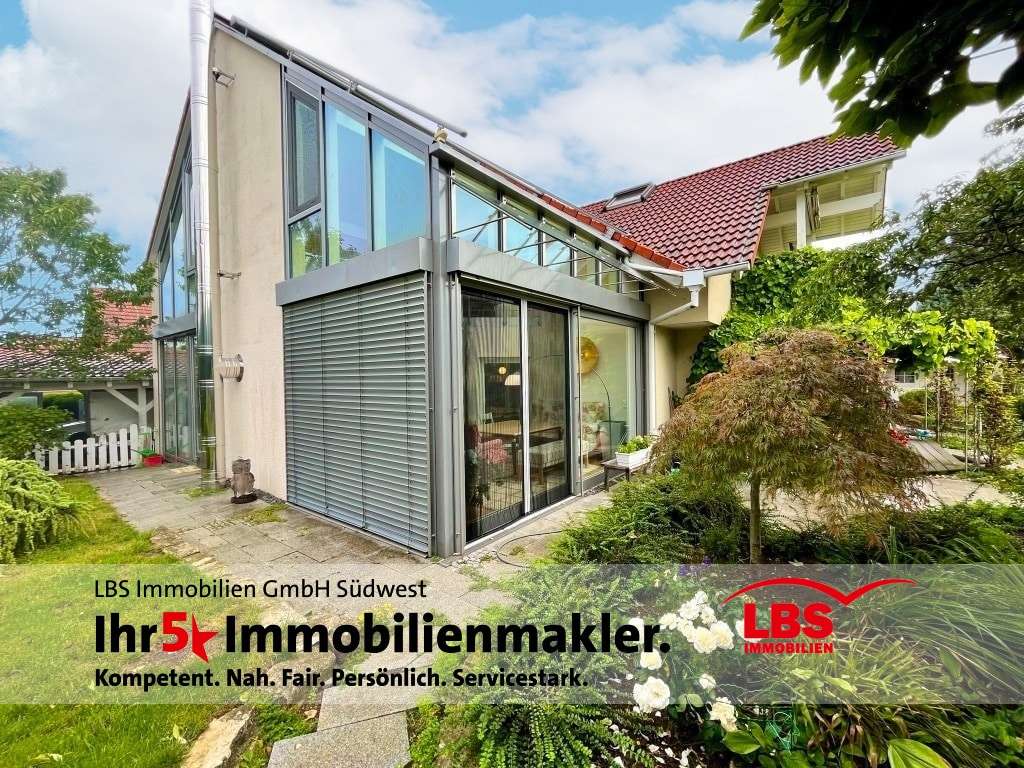 Außenansicht Garten - Einfamilienhaus in 72555 Metzingen mit 315m² kaufen