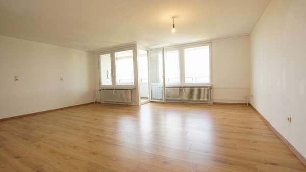 Heller Wohnbereich - Etagenwohnung in 71067 Sindelfingen mit 87m² kaufen