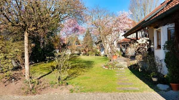 Garten - Einfamilienhaus in 78259 Mühlhausen-Ehingen mit 208m² kaufen