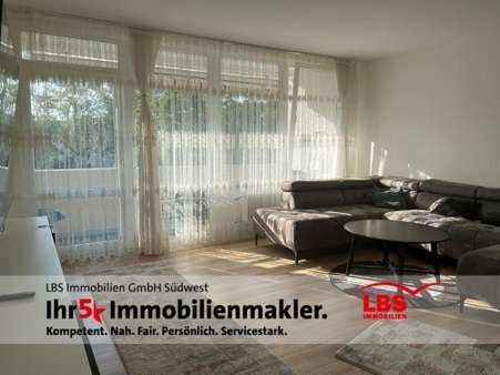 Wohnzimmer - Etagenwohnung in 68309 Mannheim mit 99m² kaufen