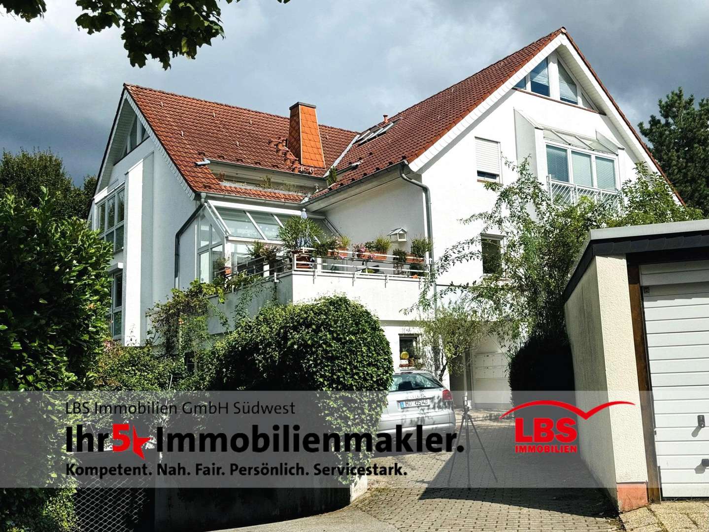 Hausansicht von vorne - Maisonette-Wohnung in 69121 Heidelberg mit 154m² kaufen