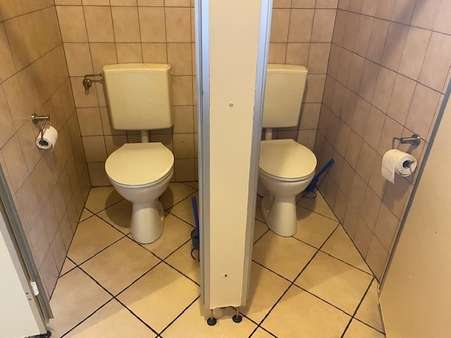 Damen WC - Sonstige in 69214 Eppelheim mit 99m² günstig kaufen