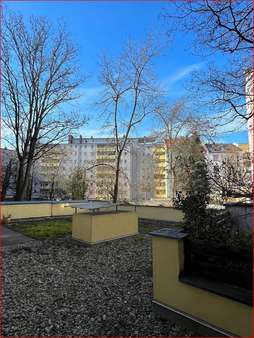Ausblick - Erdgeschosswohnung in 67061 Ludwigshafen mit 59m² mieten
