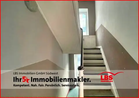 Bezugsfertige Eigentumswohnung im sanierten Mehrfamilienhaus, für kostenbewusste Selbstnutzer ideal!