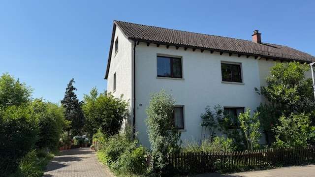 Hausansicht - Doppelhaushälfte in 68526 Ladenburg mit 116m² kaufen