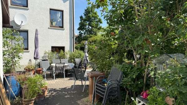Hof - Doppelhaushälfte in 68526 Ladenburg mit 116m² kaufen