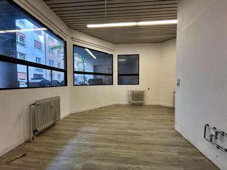 Gewerbefläche Gewerbefläche - Ladenlokal in 67061 Ludwigshafen mit 22m² kaufen