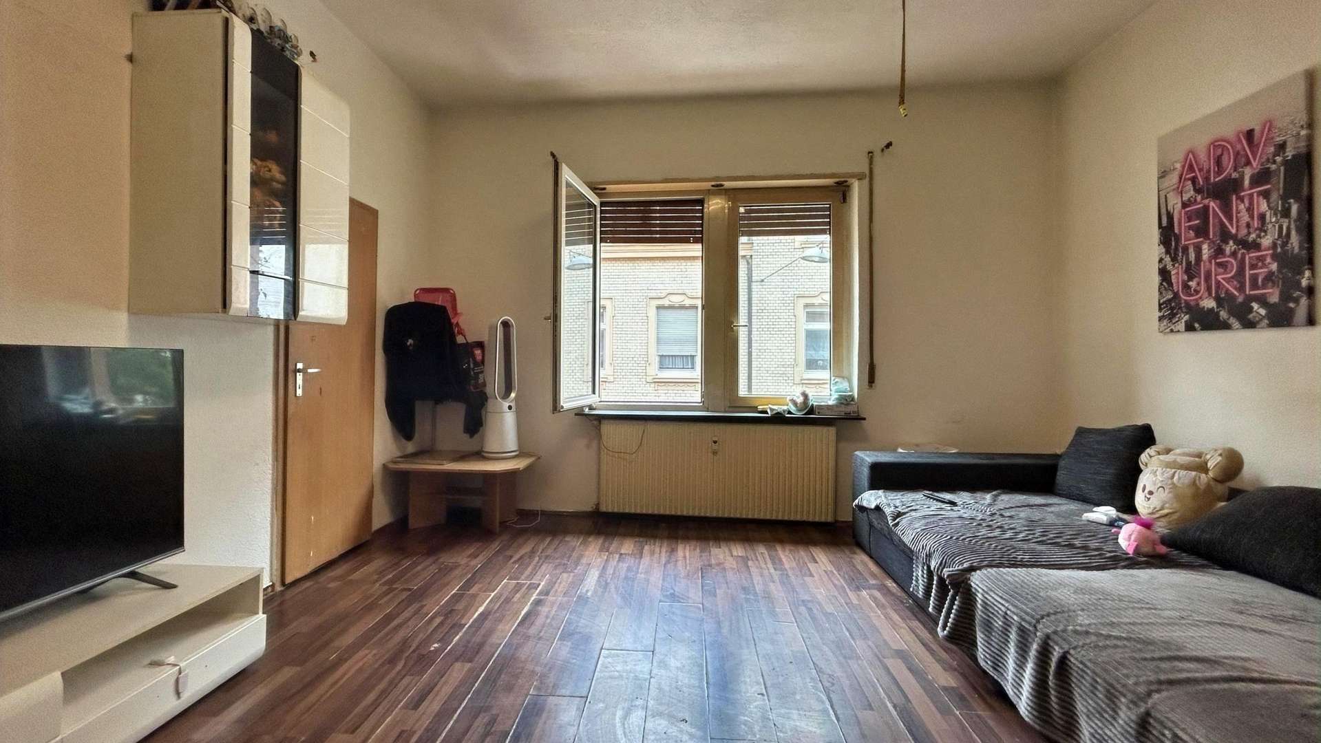 Wohnzimmer - Etagenwohnung in 68305 Mannheim mit 67m² kaufen
