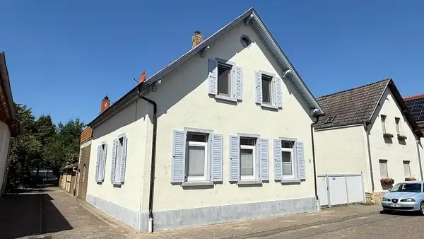 Gemütliches, renoviertes Familienhaus mit Charme