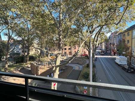 Ausicht Balkon - Mehrfamilienhaus in 68169 Mannheim mit 1015m² als Kapitalanlage kaufen