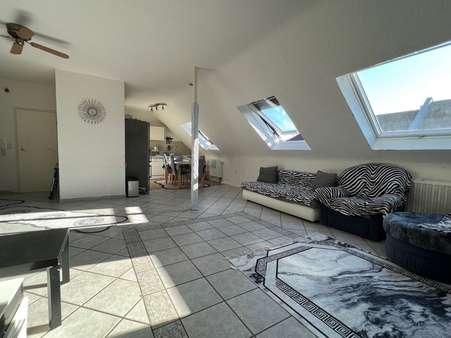 Wohnzimmer und Küche - Mehrfamilienhaus in 68169 Mannheim mit 1015m² als Kapitalanlage kaufen