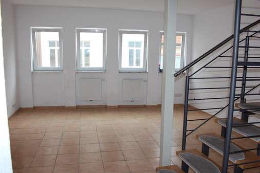 Wohnzimmer - Mehrfamilienhaus in 67547 Worms mit 109m² kaufen