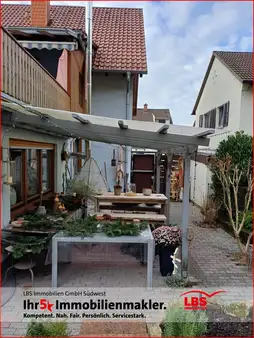 Kapitalanlage! Haus mit 3 Wohnungen in Weinheim
