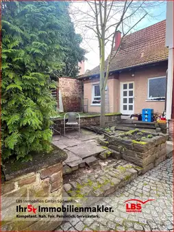 Dreifamilienhaus in KA- Knielingen mit viel Potenzial!