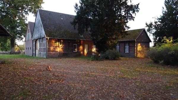 Bauernhaus im Abendlicht - Resthof in 48653 Coesfeld mit 170m² kaufen