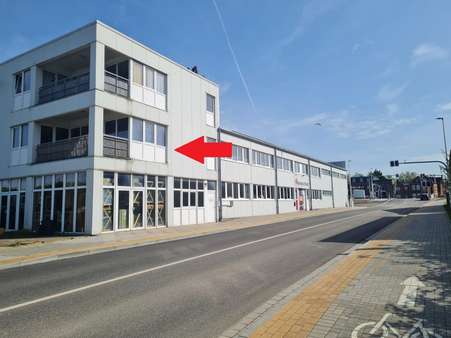 Anriss - Büro in 25813 Husum mit 68m² mieten