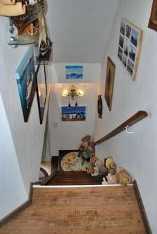 Flur Treppoenaufgang Flur Treppoenaufgang - Reihenendhaus in 25836 Garding mit 94m² kaufen