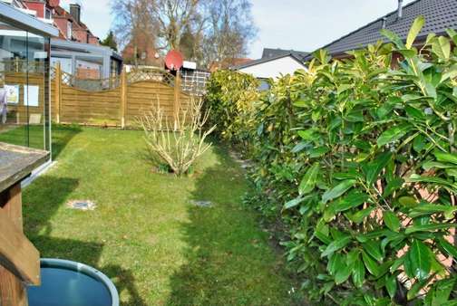 Haus Grundstück Rückseite 1 Haus Grundstück Rückseite 1 - Reihenendhaus in 25836 Garding mit 94m² kaufen