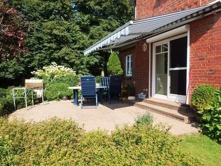 uneinsehbare Terrasse uneinsehbare Terrasse - Einfamilienhaus in 24811 Owschlag mit 320m² kaufen