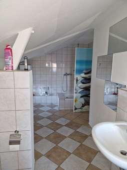 Bad Bad - Etagenwohnung in 24782 Büdelsdorf mit 110m² mieten