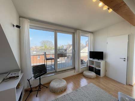 Dachgeschoss Maisonette - Mehrfamilienhaus in 50937 Köln mit 410m² als Kapitalanlage kaufen
