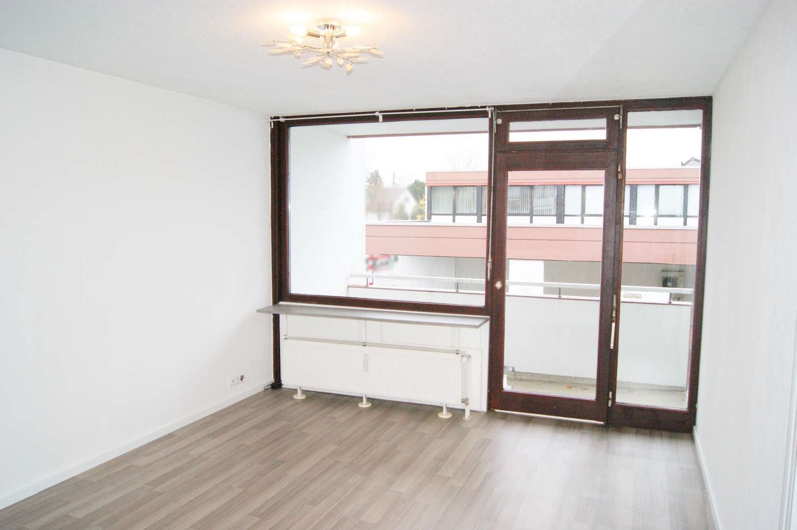 Wohnzimmer (Bild 1) - Appartement in 51427 Bergisch Gladbach mit 44m² kaufen