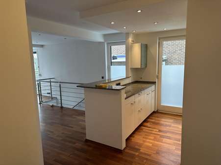 Küche - Erdgeschosswohnung in 50859 Köln mit 92m² kaufen